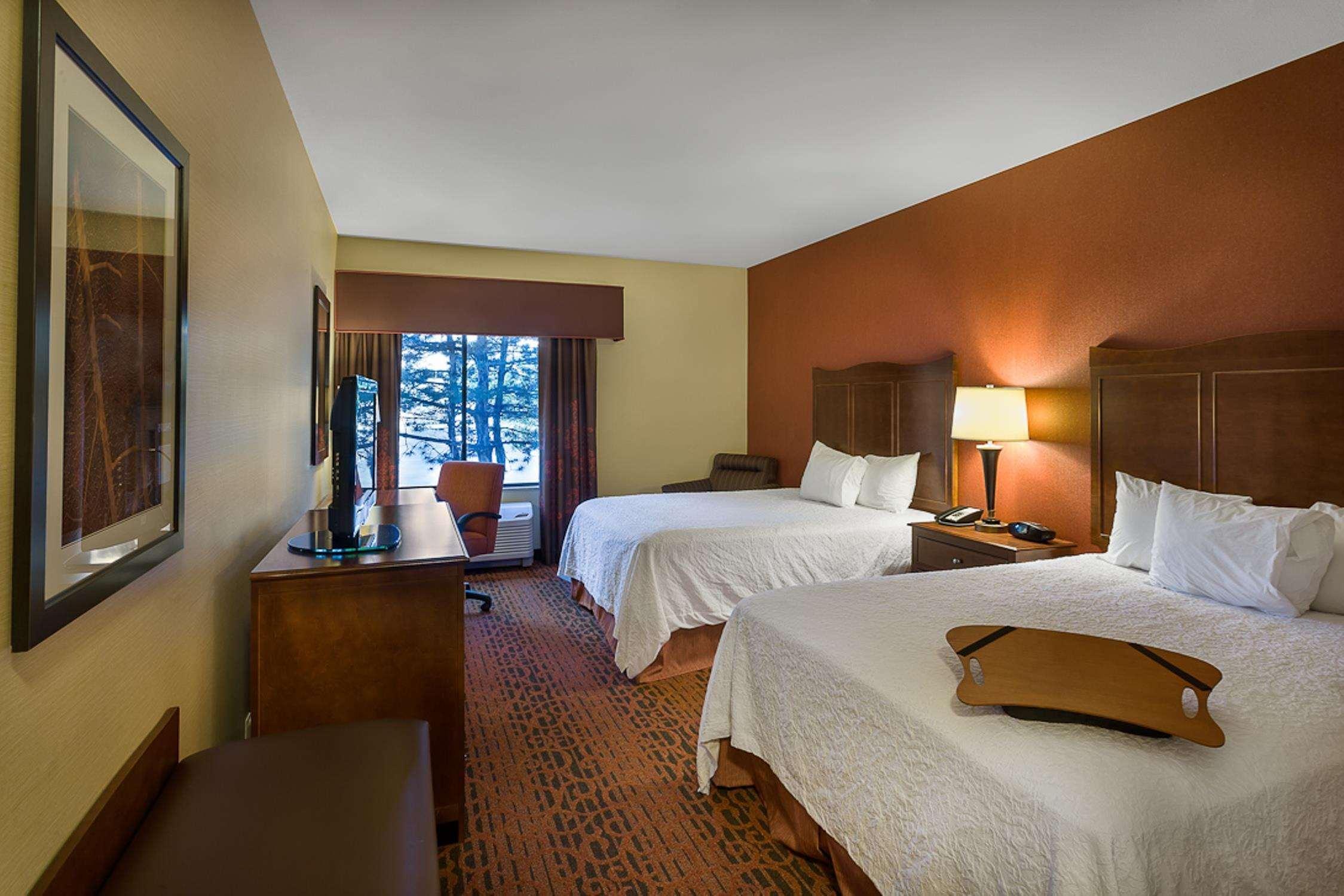 Hampton Inn Fort Collins Exterior photo