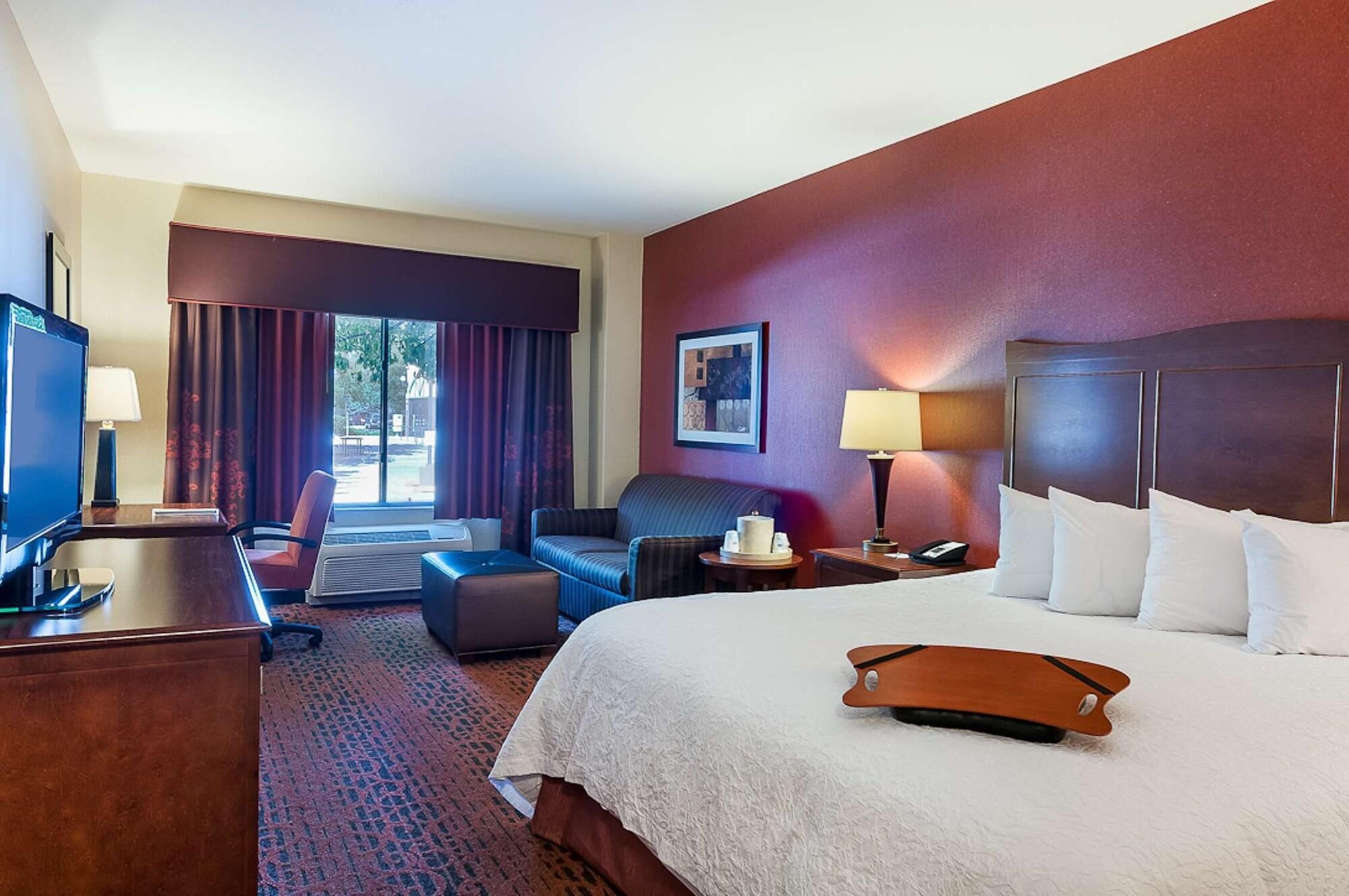 Hampton Inn Fort Collins Exterior photo